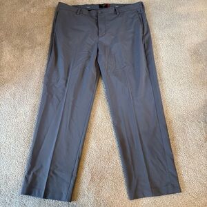 Men’s Dockers Grey Lightweight Smart 360 Tech Water Less Straight Pants